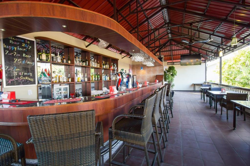 Sakal Guesthouse Restaurant & Bar Sihanoukville Exteriör bild