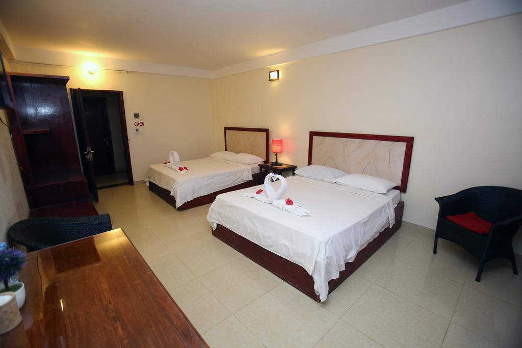 Sakal Guesthouse Restaurant & Bar Sihanoukville Exteriör bild