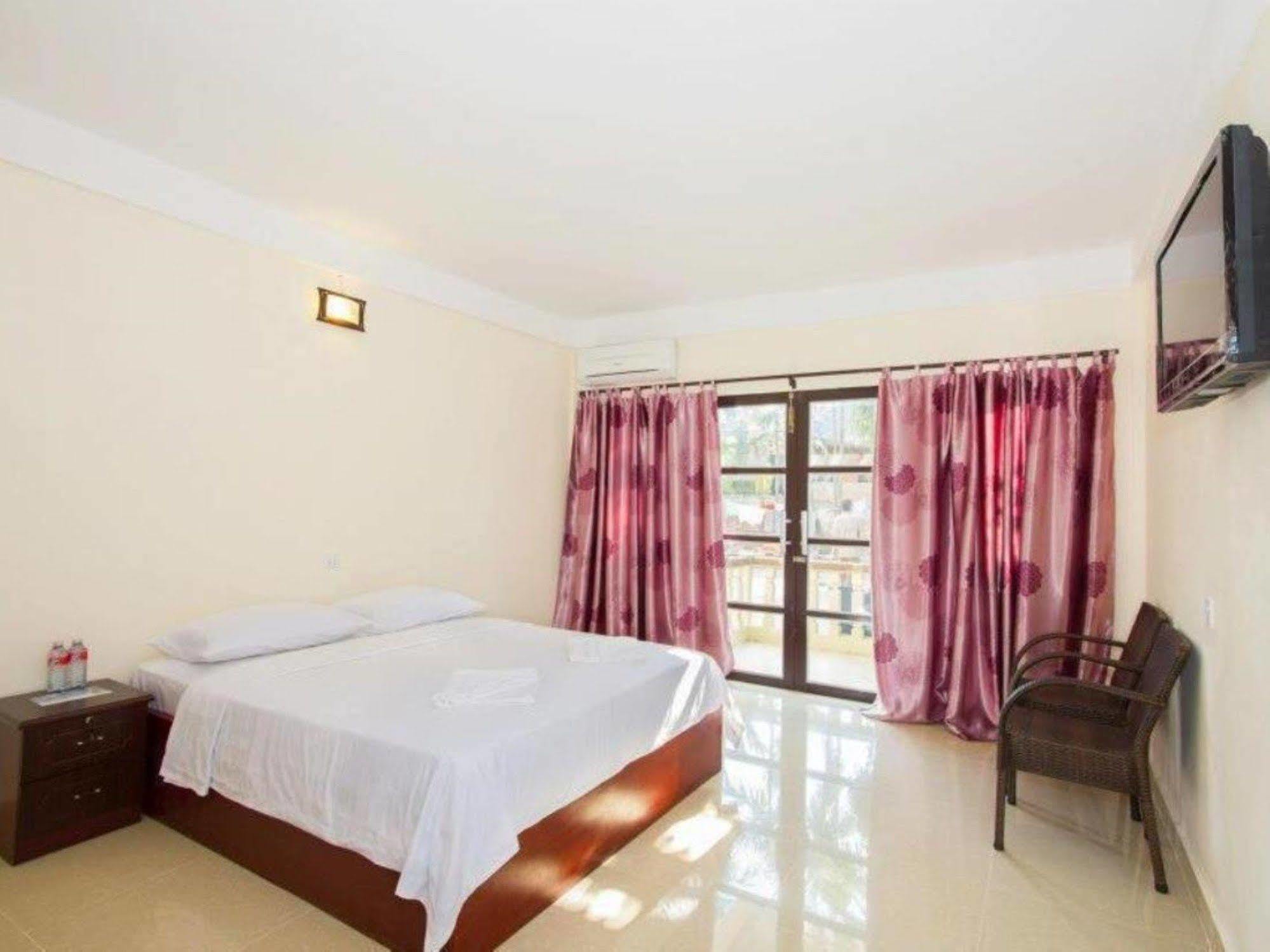 Sakal Guesthouse Restaurant & Bar Sihanoukville Exteriör bild