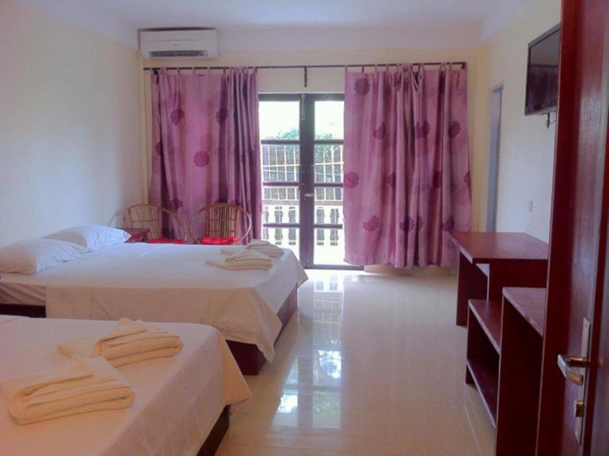 Sakal Guesthouse Restaurant & Bar Sihanoukville Exteriör bild