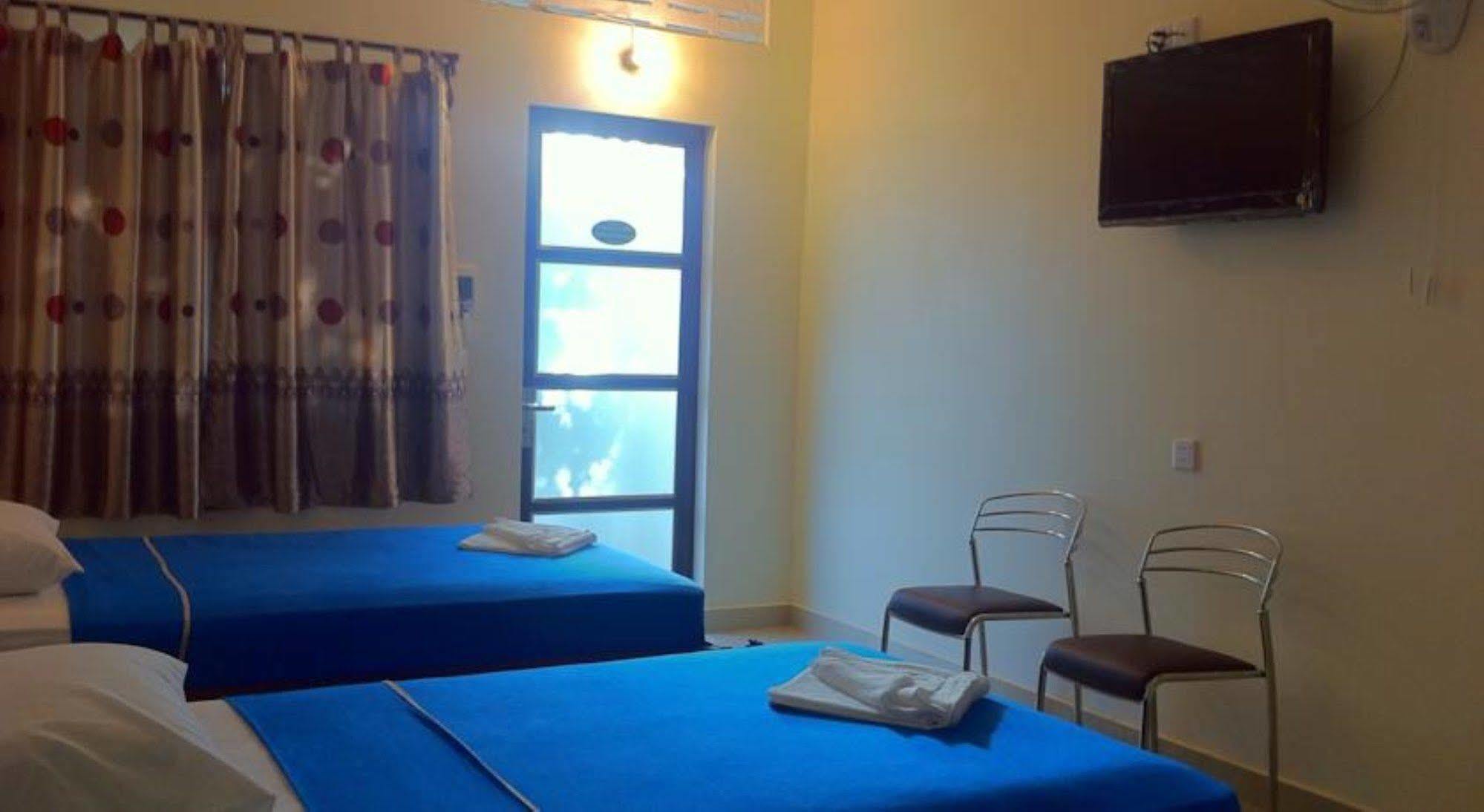 Sakal Guesthouse Restaurant & Bar Sihanoukville Exteriör bild